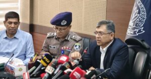 চাঁদাবাজ ও অস্ত্রধারীদের বিরুদ্ধে সাঁড়াশি অভিযানের ঘোষণা স্বরাষ্ট্রমন্ত্রীর