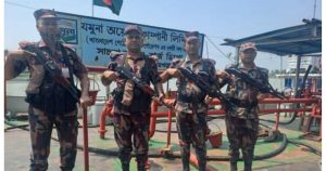 দেশের বিভিন্ন তেলের ডিপোতে বিজিবি মোতায়েন