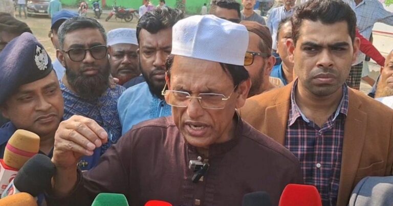 শিক্ষকরা অনুমতি ছাড়া অন্য পেশায় যুক্ত হতে পারবেন না