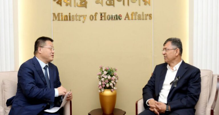 বাংলাদেশে বেশি হারে চীনা বিনিয়োগের আহ্বান স্বরাষ্ট্রমন্ত্রীর