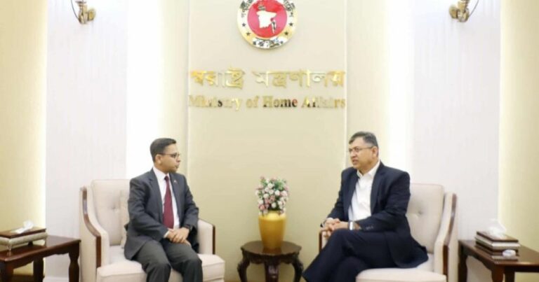 স্বরাষ্ট্রমন্ত্রীর সঙ্গে ভারতের হাইকমিশনারের বৈঠক