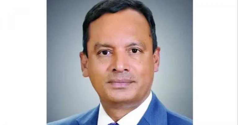 জিয়া ও খালেদার সমাধিতে শ্রদ্ধা জানাবেন অ্যাটর্নি জেনারেল
