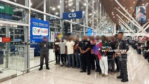 ২৮ বাংলাদেশিসহ ১৭৫ অভিবাসীকে নিজ দেশে ফেরত পাঠালো মালয়েশিয়া