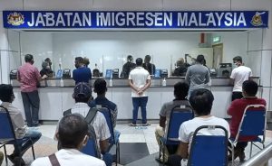 স্বেচ্ছায় দেশে ফিরেছেন ২ লাখের বেশি অভিবাসী