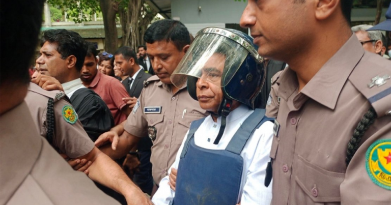 চাঁদাবাজির মামলায় খালাস পেলেন আওয়ামী লীগের সাবেক এমপি মোজাম্মেল