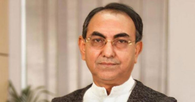 মির্জা আব্বাসকে সিসিইউ থেকে কেবিনে স্থানান্তর