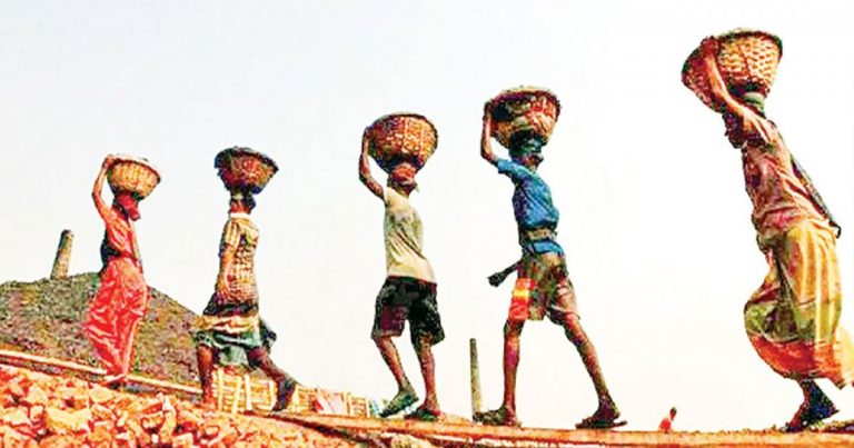 দেশে কর্মক্ষম মানুষের সংখ্যা ৭ কোটি ১৭ লাখ 