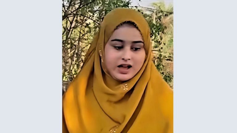 মা-ভাইসহ আলোচিত কন্টেন্ট ক্রিয়েটর প্রিয়া গ্রেফতার