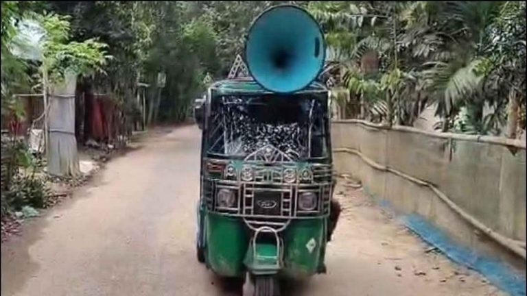 ব্রাহ্মণবাড়িয়া সীমান্তে অবৈধ ‘পুশইন’ ঠেকাতে বিজিবির সতর্কতামূলক মাইকিং
