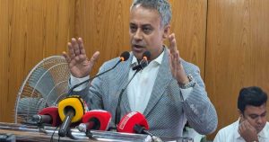 চালকের অদক্ষতা ও ত্রুটিযুক্ত গাড়ির কারণেই বেশিরভাগ দুর্ঘটনা