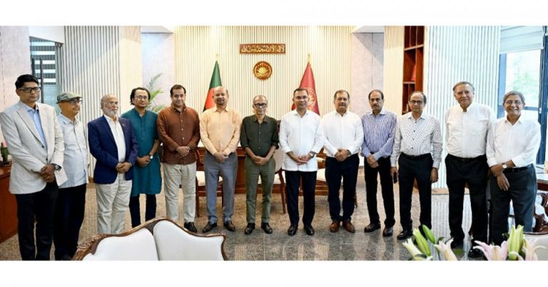 বিভিন্ন মামলায় অভিযুক্ত ২৮২ সাংবাদিকের তালিকা হস্তান্তর