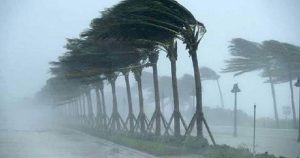 ১৩ জেলায় ৬০ কিলোমিটার বেগে ঝড়ের আশঙ্কা