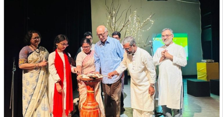 স্রোত’র তারা পদক পেল আবৃত্তিশিল্পী তানভীর ও প্রমা সংগঠন