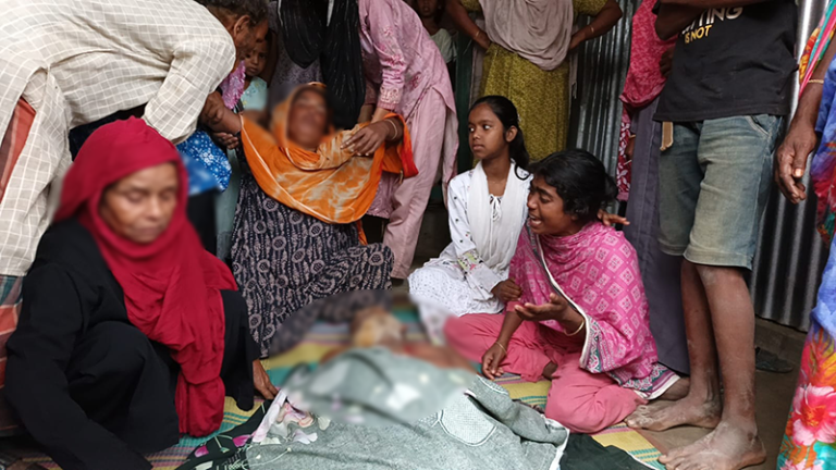 ছাদের পানি পড়াকে কেন্দ্র করে ভাইয়ের হাতে ভাই খুন
