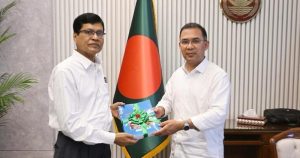 প্রধানমন্ত্রীর কাছে ৩৮টি অডিট রিপোর্ট উপস্থাপন