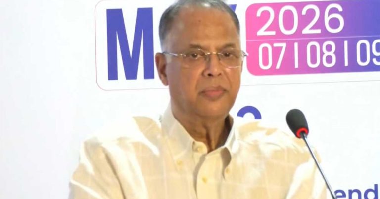 রাজধানীর প্রতিটি বাসায় সোলার বসানোর উদ্যোগ সরকারের