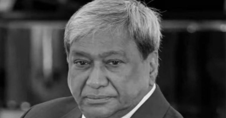 সাবেক প্রতিমন্ত্রী মিজানুর রহমান সিনহা মারা গেছেন