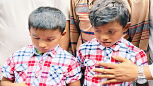 মা-বাবা হারানো দুই শিশুর পাশে দাঁড়ালেন প্রধানমন্ত্রী