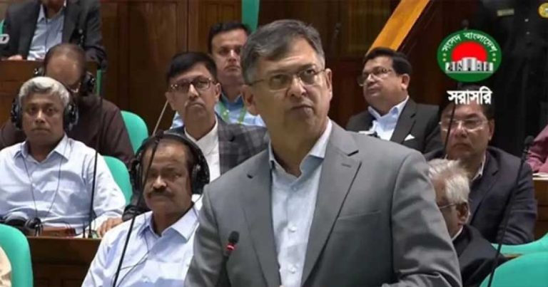 মিয়ানমার সীমান্তে কাঁটাতারের বেড়ার দেয়ার পরিকল্পনা