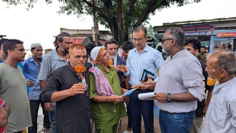 মৎস্য সম্পদ সংরক্ষণে ব্রাহ্মণবাড়িয়ায় লিফলেট বিতরণ ও জনসচেতনতামূলক কর্মসূচি