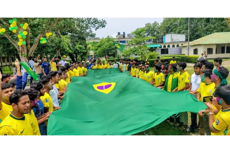 শেরপুরে ব্রাজিলের সমর্থনে আনন্দ র‍্যালি অনুষ্ঠিত