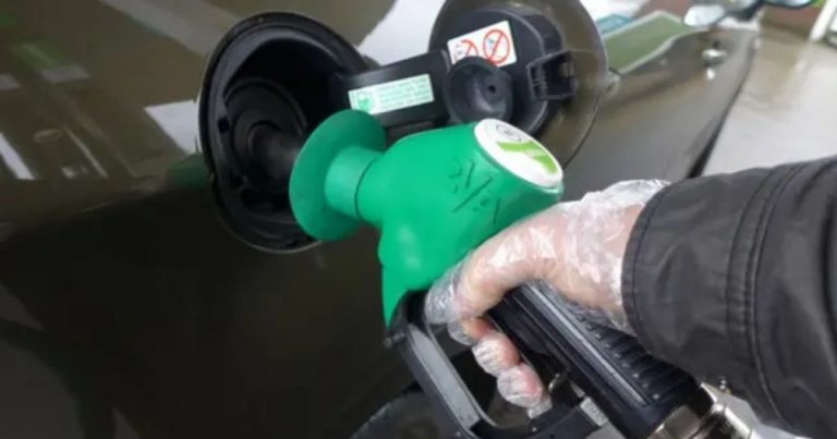 বাড়ল অকটেন, পেট্রোল ও কেরোসিনের দাম