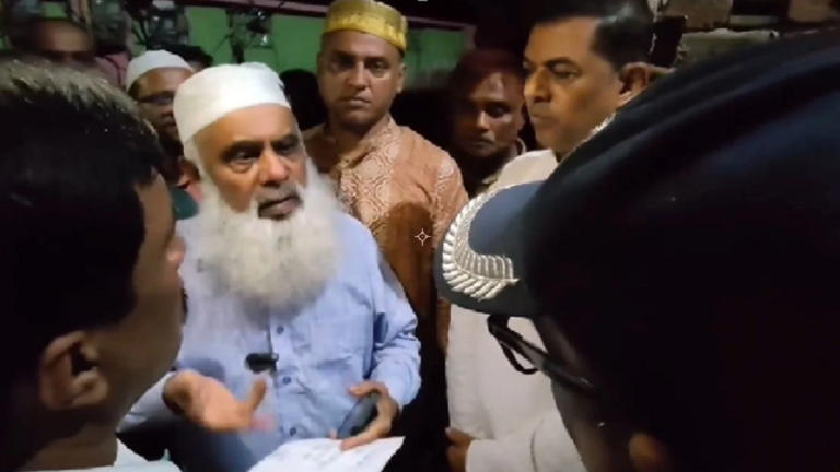 কুমিল্লায় স্কুলছাত্র গুলিবিদ্ধ; ‘আসেন, আমরা সারেন্ডার করে চলে যাই’: ওসিকে এমপি মনিরুল