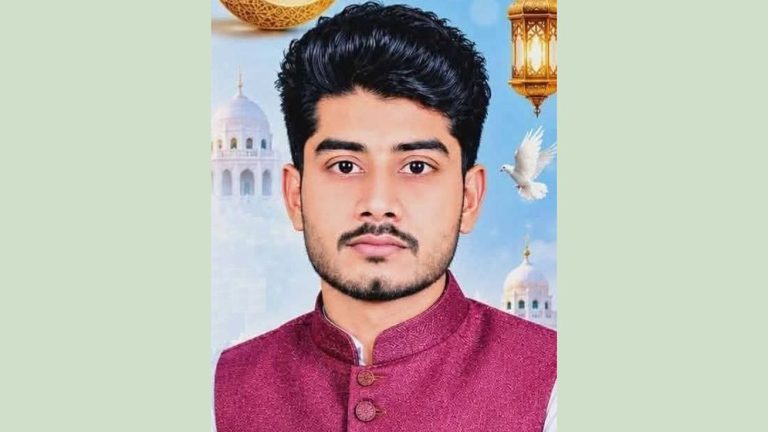 গভীর রাতে নিষিদ্ধ ছাত্রলীগের ঝটিকা মিছিল, উল্লাপাড়ায় ৫ নেতাকর্মী গ্রেফতার