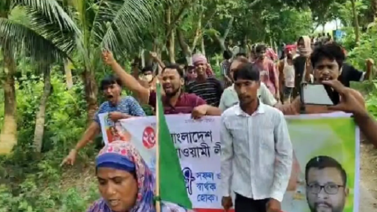 লোক ভাড়া করে রিকশা শ্রমিক লীগের ঝটিকা মিছিল, আটক ৩