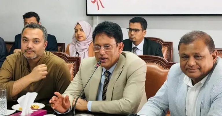 ঢাকা থেকে মনিটরিং হবে দেশের সব কেন্দ্রের এইচএসসি পরীক্ষা