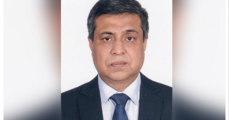 ঢাকার নতুন বিভাগীয় কমিশনার মনিরুজ্জামান মিঞা