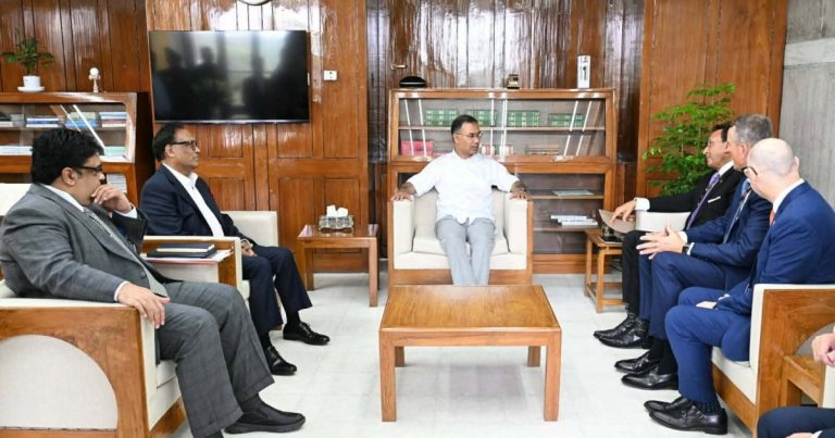 প্রধানমন্ত্রীর সঙ্গে ভিওন’র চেয়ারম্যানের সাক্ষাৎ