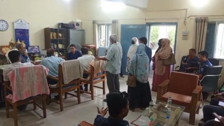 এআই দিয়ে বানানো ভুয়া প্রবেশপত্রে এইচএসসি পরীক্ষা দিতে এসে আটক ২