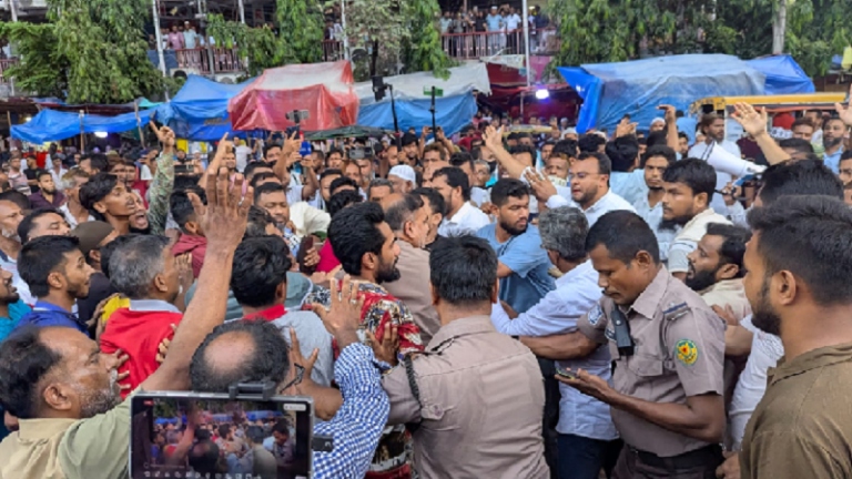 বিএনপির সঙ্গে সংঘর্ষে জামায়াত নেতাকে ছুরিকাঘাত